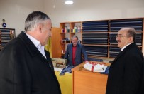 OLİMPİYAT PARKI - Erdoğdu Mahallesini Gezerek Yapılan Çalışmaları Anlattı