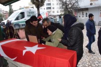 MEHMET YAPıCı - Kazada Ölen Polis Son Yolculuğuna Uğurlandı