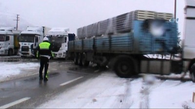 Konya-Antalya Karayolu Kar Ve Tipi Nedeniyle Trafiğe Kapatıldı