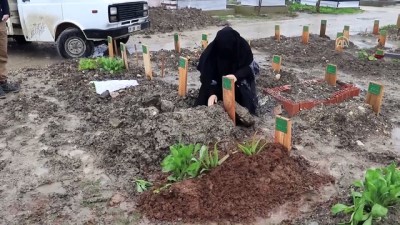 Küçük Suriyeli, Baba Ve Kardeşlerini Son Kez Göremeden Kansere Yenildi