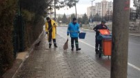 WHATSAPP - Yenişehir Belediyesi, Cadde Ve Sokakların Temizliğini Sürdürüyor