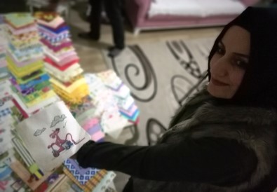 28 Yılda 5 Bin Peçete Topladı