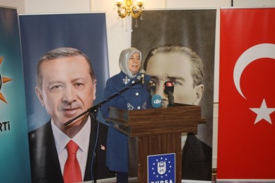 AK Parti Bursa'da İl Teşkilatından Birlik Ve Beraberlik Yemeği