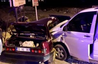 Burhaniye'de Trafik Kazası Açıklaması 7 Yaralı