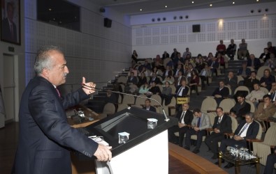 Türkiye'de Tarım Üretiminin 172. Yılı Atatürk Üniversitesinde Kutlandı