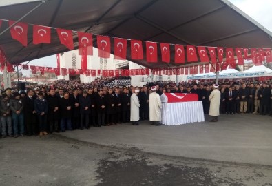 Afrin Şehidi İstanbul'da Son Yolculuğuna Uğurlandı