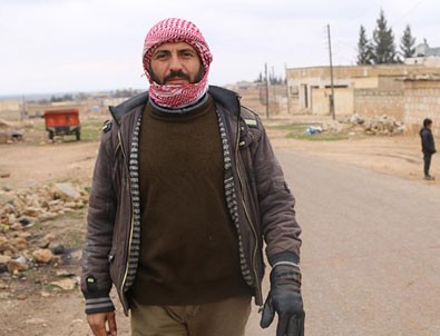 Fırat Kalkanı bölgesindeki Kürtlerden Zeytin Dalı Harekatı'na destek