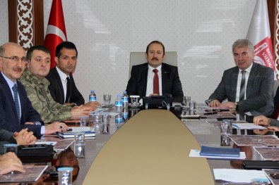 Mahalli Çevre Kurulu Toplantısı Vali Pehlivan Başkanlığında Gerçekleştirildi