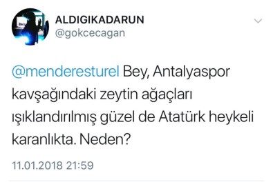 Atatürk Heykeli Işıklandırıldı