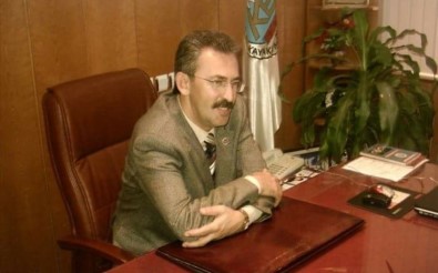 Merhum Belediye Başkanı Ümit İrdelp Vefatını 5. Yılında Anıldı.