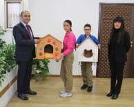 İZMIR İL MILLI EĞITIM MÜDÜRÜ - (Özel) Babalar Mobilyacı, Çocuklar Hayvansever