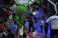 DÖVME - Pijamaskeliler Forum Mersin'de Çocukların İlgi Odağı Oldu