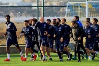 AYDIN YILMAZ - Adana Demirspor'da Aydın Yılmaz Ve Kubilay Sönmez Kampa Katıldı