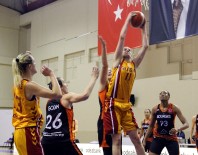 IŞIL ALBEN - Galatasaray Evinde Farklı Kaybetti