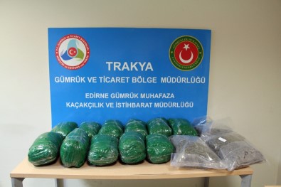 Kapıkule'de Tırda 381 Bin TL'lik Uyuşturucu Ele Geçirildi