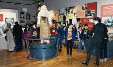Öğrenciler Müzeyi Ziyaret Etti