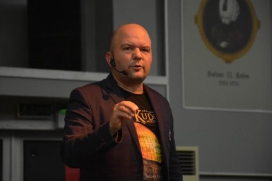 Talha Uğurluel'in Kudüs Konferansına Manisa'da Yoğun İlgi