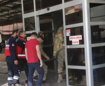 Çatışmada Yaralanan 1 Türk Askeri İle 4 ÖSO Askeri Kilis'e Getirildi