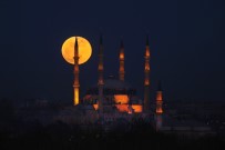 MAVI AY - Edirne'de Süper Mavi Kanlı Ay İzlendi