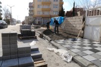 Kaldırımlar Modernleştiriliyor