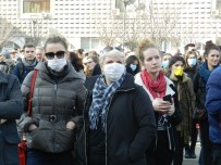 Kosova'da Hava Kirliliği Protesto Edildi