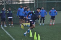 SARı KART - Lider Manisa BBSK'nın Hedefi Mutlak 3 Puan