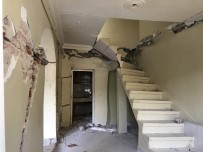 SULAR VADİSİ - Mahallede korkunç görüntü gün ağarınca ortaya çıktı!