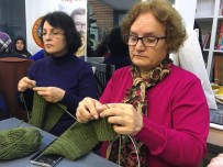 İKINCI BAHAR - Mehmetçik İçin İlmek İlmek Atkı, Bere Ördüler