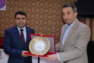 Müdür Kırekin'e Veda Yemeği