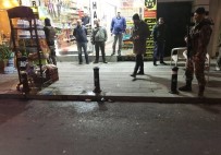 ÖZEL HAREKAT POLİSLERİ - Aksaray'da Silahlı Saldırı Açıklaması 1'İ Kadın 2 Yaralı