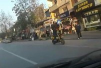 ULUBATLı HASAN - Ayağa Kalkarak Motosiklet Sürüp Telefonla Konuştu