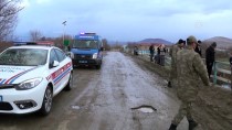 Kahramanmaraş'ta Hafif Ticari Araç Nehre Devrildi Açıklaması 1 Ölü