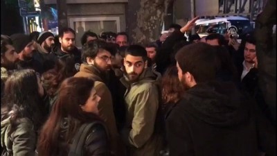 Konsolosluk Önündeki İzinsiz Gösteriye Polis Müdahalesi Açıklaması 11 Gözaltı
