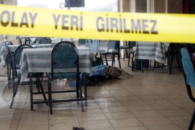 Konya'da Kahvehanede Silahlı Kavga Açıklaması 1 Ölü, 1 Yaralı