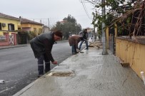 SÜMER ORAL - Alaşehir'de Kaldırımlar Ve Yollar Yenileniyor