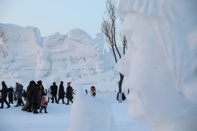 Çin'de Harbin Uluslararası Buz Ve Kar Heykel Festivali