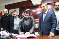 ENGIN BAYTAR - Engin Baytar, Amatör Lig Takımına İmzayı Attı