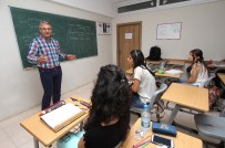 KARNE HEDİYESİ - Öğrencilere Karne Hediyesi