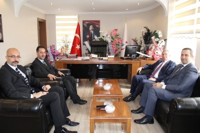 Sağlık Müdürü Hirik'e Hayırlı Olsun Ziyareti