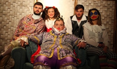 Sinop'ta 'Kral Çıplak' oyunu sahnelendi