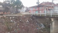 YEŞILÇAY - Yeşilçay'da Çevre Kirliliği
