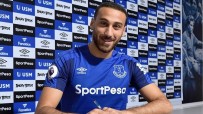 Cenk Tosun, İstanbul'a Geldi