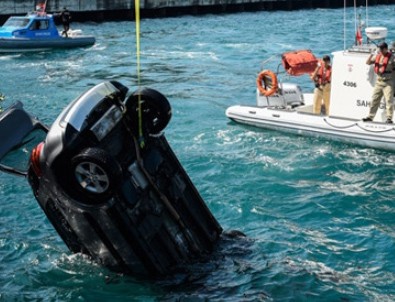 Sarıyer'de otomobil denize uçtu: 1 ölü