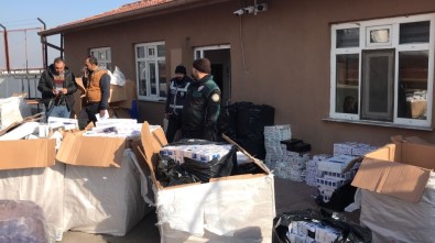 Aksaray'da 23 Bin 200 Paket Kaçak Sigara Ele Geçirildi