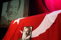 İLYAS SALMAN - Münir Özkul İçin Muhsin Ertuğrul Sahnesi'nde Tören Düzenlendi