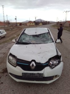Otomobil Üzerinde Binicisi Olan Ata Çarptı Açıklaması 1 Yaralı