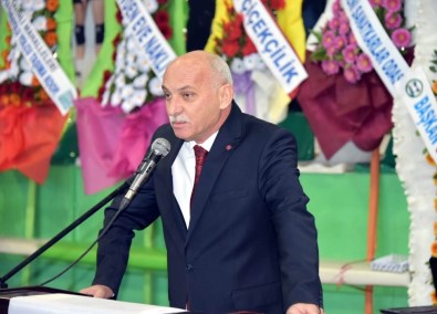 Salihli'de Başkan Dağıstanlı Güven Tazeledi
