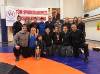 BAYHAN - Altınova Tersaneler Spor Kulübü İkinci Oldu
