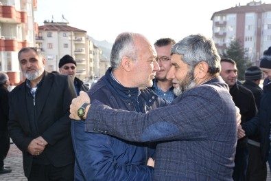 Dursunbey Belediye Başkanı Umre'ye Gitti