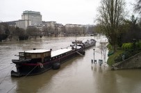 KASıRGA - Kasırgada Bilanço Ağırlaşıyor Açıklaması 6 Ölü